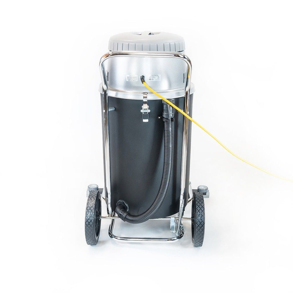 CleanFreak® 19 Gallon Wet/Dry Vacuum w/ Front Mount Squeegee ...