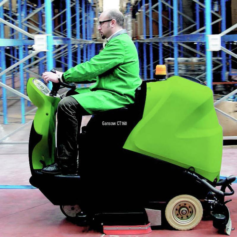 IPC Eagle 32" Industrial Rider Floor Scrubber (38 Gallons) CT160